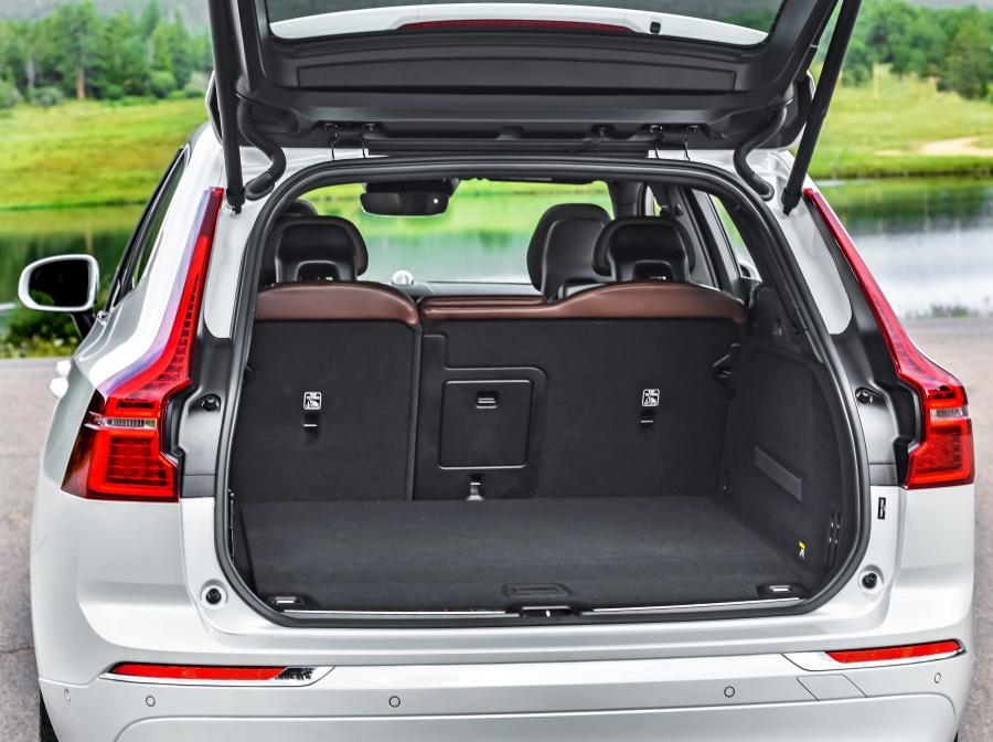 Багажник Volvo XC60 T8 Inscription 2017 года  (NA) (фото 6 из 23)